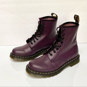 1460 WOMEN'S SMOOTH LEATHER LACE UP BOOT -Purple US 9
